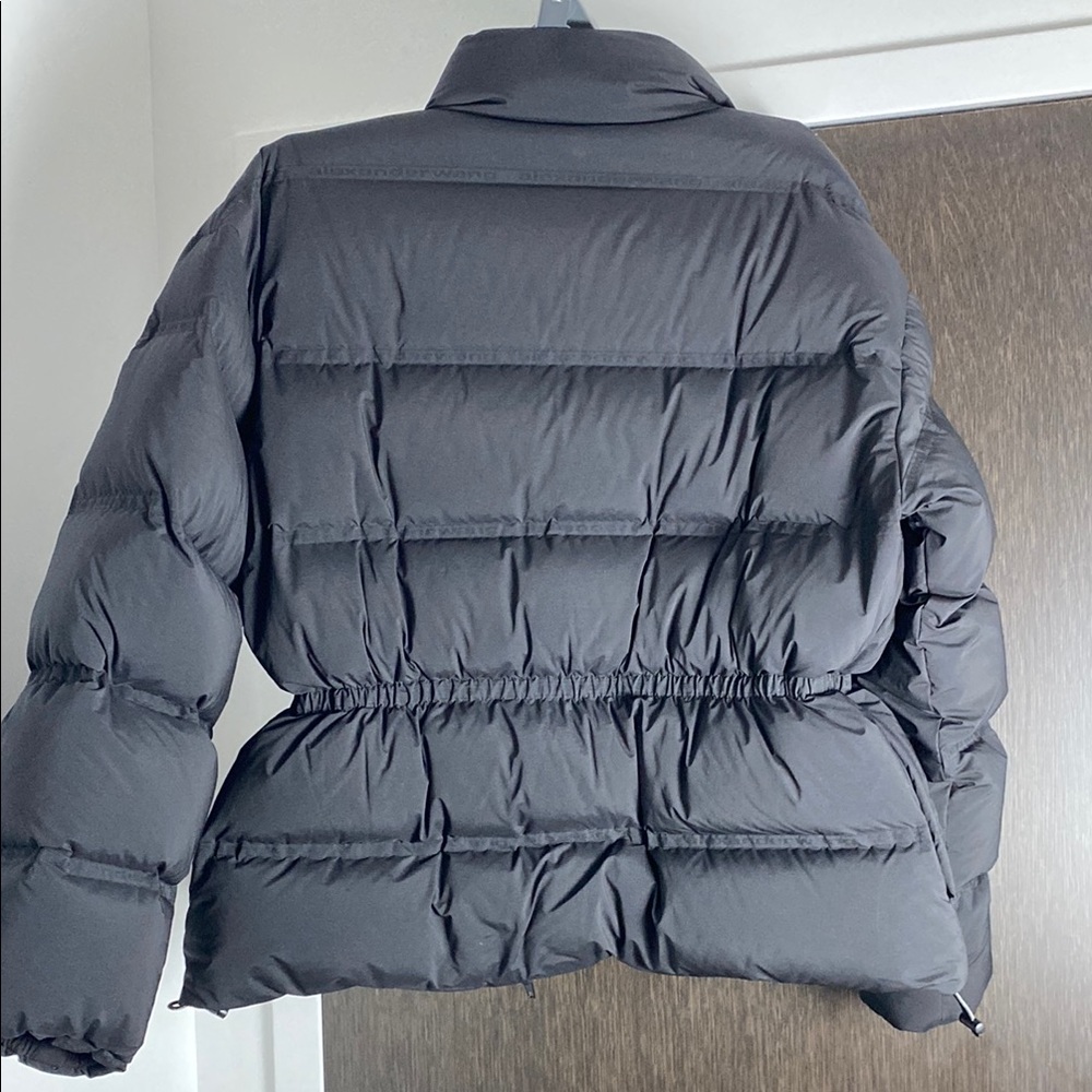 Alexander Wang Black Quilted Puffer Jacket with Elastic Waist - Picture 4 of 5